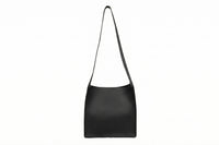 MINI TOTE: Mini tote bag de cuero certificado | GAG BAG | NEGRO