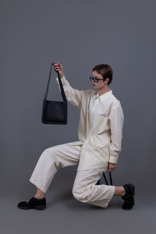 MINI TOTE: Mini tote bag de cuero certificado | NEGRO